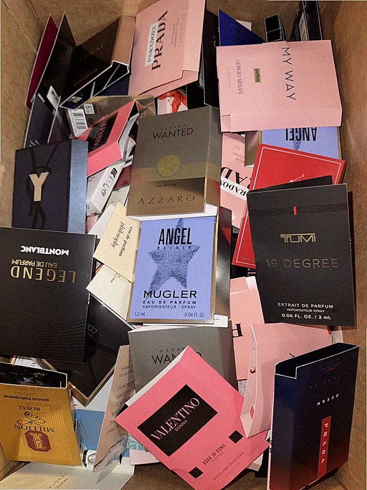 Lot of 8 High End Designer Perfume Samples Random Fragrances New (No Duplicates)