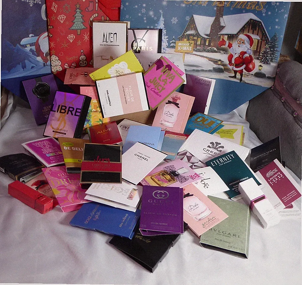 SELLER FILL IN .59 PER VIAL 576 PCS 8 DIFFERENT DESIGNER PERFUMES ONLY $339.95